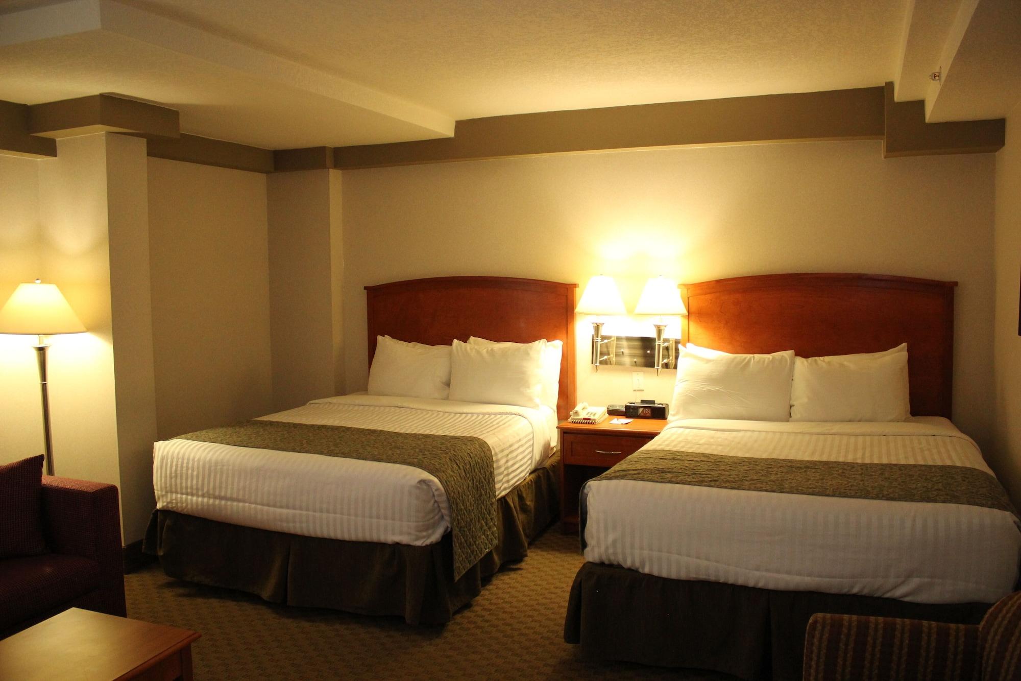 Отель Ramada By Wyndham Edmonton South Экстерьер фото